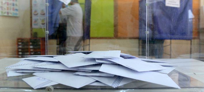 Αυτοδιοικητικές εκλογές: Στο 32,1% η συμμετοχή έως τις 14:30 -Η εικόνα στην Κρήτη