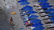 Στα σκαριά νομοσχέδιο για τον τουρισμό μετά τον σάλο με το beach bar στη Ρόδο
