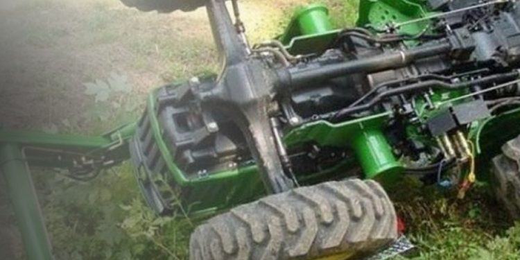 Νεκρός ο αγρότης που καταπλακώθηκε από το τρακτέρ του