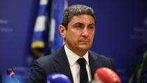 Αυγενάκης: Διαγράφηκε από την Κ.Ο. της Νέας Δημοκρατίας
