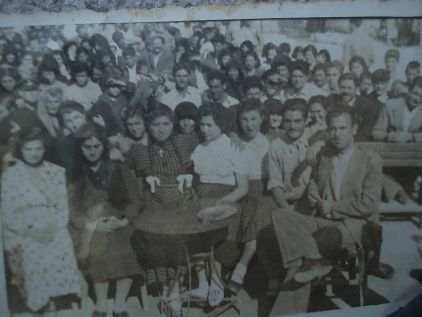 O πρώτος θίασος της Μεσαράς, πριν το 1935 (φωτο)