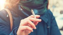 Καπνίζατε για χρόνια; «Μια τομάτα την ημέρα το γιατρό τον κάνει πέρα», σύμφωνα με νέα έρευνα