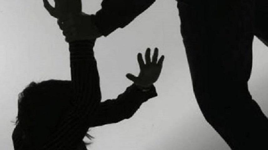 Φρίκη στην Ινδία: Δύο άνδρες βίασαν και αποκεφάλισαν 3χρονο κοριτσάκι