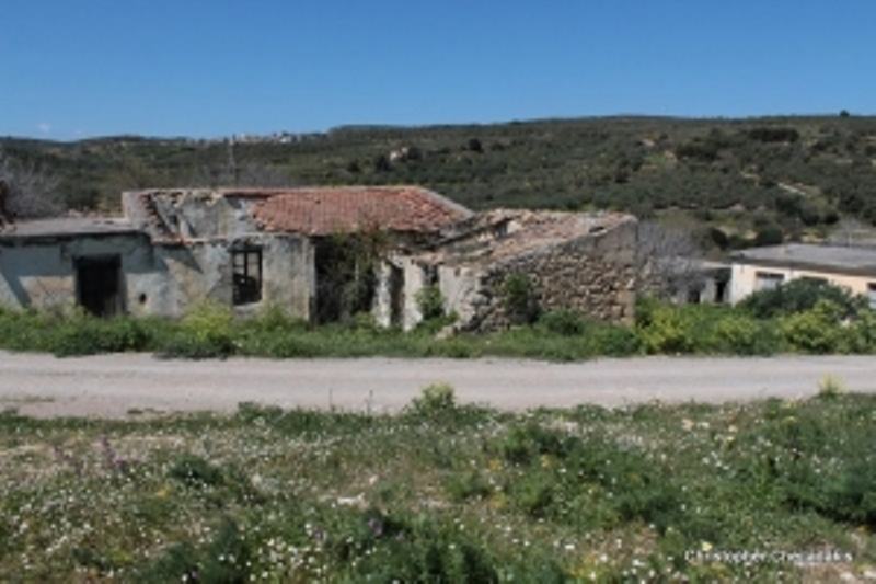 Χρηματοδότηση για υλικά τσιμεντόστρωσης αγροτικών δρόμων στον οικισμό Βαλή