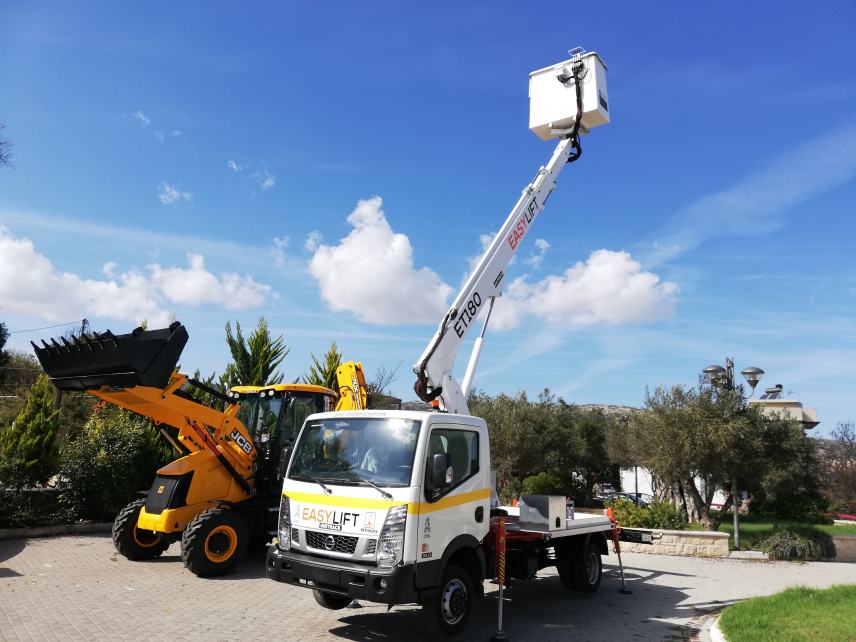 Καινούρια μηχανήματα στη μάχη του... Δήμου! (φωτο)