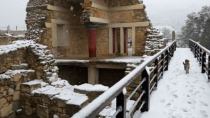 Η Κνωσός καλύφθηκε από χιόνι (Φωτογραφίες)