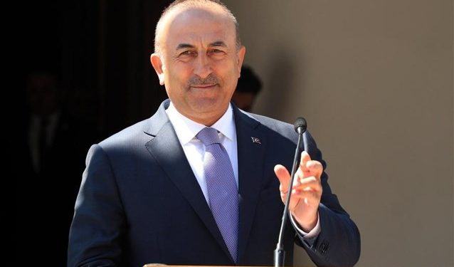 Τσαβούσογλου: «Θα εμποδίσουμε δραστηριότητες εντός της “υφαλοκρηπίδας” της Τουρκίας»