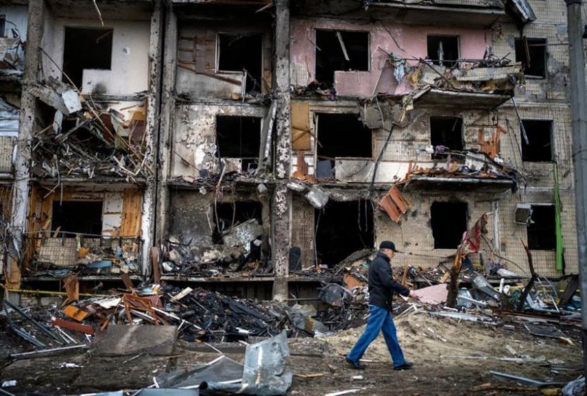 Έρευνα: Τι πιστεύουν οι Έλληνες για τον πόλεμο στην Ουκρανία