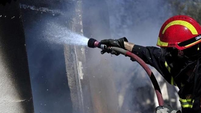 “Έτρεχε” η Πυροσβεστική για φωτιές σε σπίτια σε Ηράκλειο και Μεσαρά