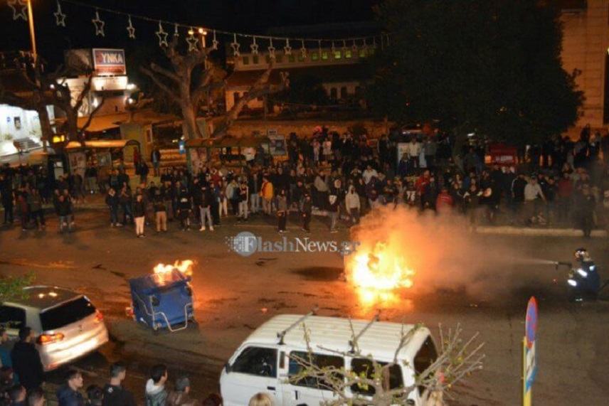 Ξέφυγε η κατάσταση στα Χανιά-Επεισόδια και φωτιές στο κέντρο της πόλης