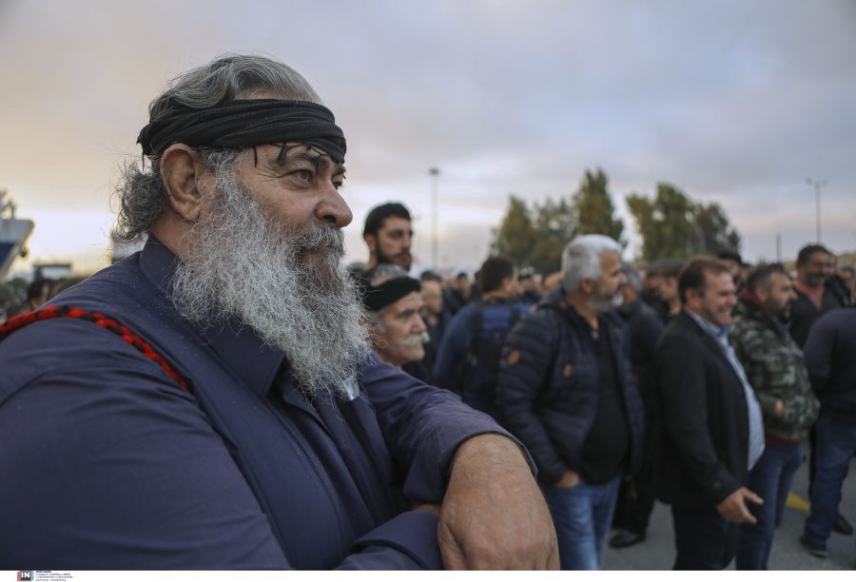 Πάνω από 1.000 αγρότες από την Κρήτη έκαναν «απόβαση» στην Αθήνα