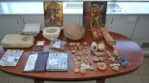 Ηράκλειο: Βρέθηκε με ένα μικρό...μουσείο στην κατοχή του και συνελήφθη