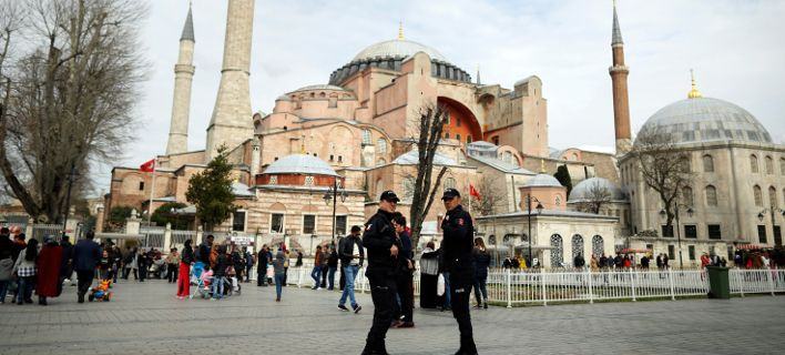 Τουρκία: 18 δικηγόροι καταδικάστηκαν για «τρομοκρατία»
