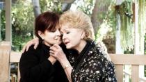 Μια ημέρα μετά το θάνατο της κόρης της, “έφυγε” και η ηθοποιός Debbie Reynolds