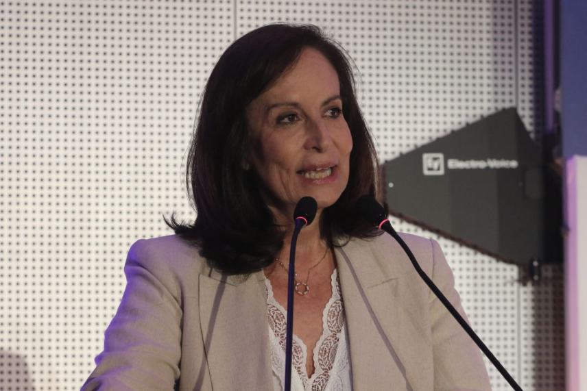 ΠΑΣΟΚ: Η υποψηφιότητα της Άννας Διαμαντοπούλου αλλάζει τα δεδομένα