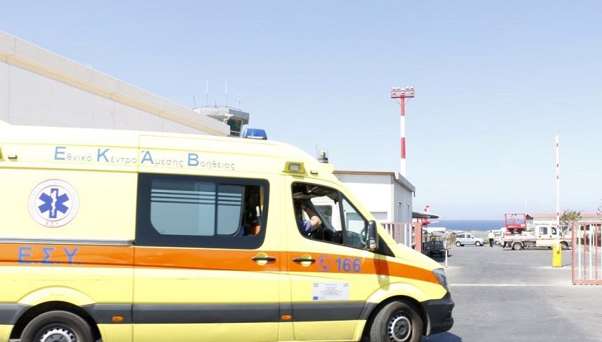 Aερογέφυρα ζωής ανάμεσα σε Σαντορίνη και Κρήτη για διασωληνωμένο ασθενή