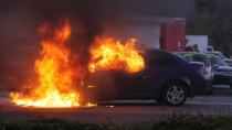 Κρήτη: Αυτοκίνητο πήρε φωτιά στο ΒΟΑΚ (βιντεο)