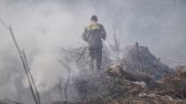 Πυρκαγιά ξέσπασε σε καλλιέργειες στη Ροδιά