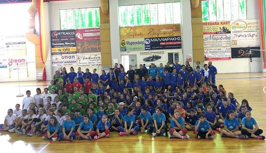 150 παιδιά στο   1ο Τουρνουά Μίνι Βόλεϊ στο Κλειστό Γυμναστήριο Μοιρών