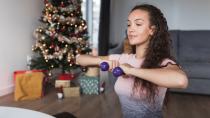 4 tips για να μην πάρετε κι άλλα κιλά στις γιορτές