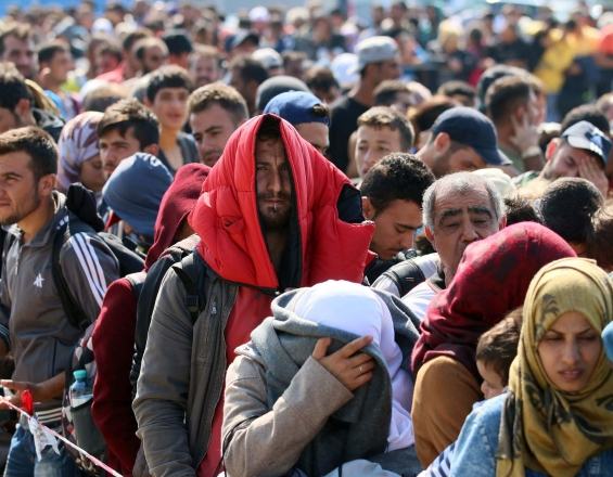 Έρχονται πρόσφυγες και μετανάστες στην Κρήτη