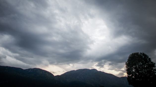 Η «Ψυχρή λίμνη» φέρνει μπόρες και καταιγίδες