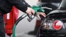 Καύσιμα: «Πετάει» πάνω από 2 ευρώ το λίτρο η αμόλυβδη – Προς τιμή ρεκόρ το πετρέλαιο θέρμανσης