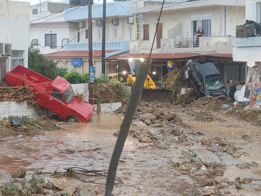Τα 12 μέτρα στήριξης της κυβέρνησης για τους πληγέντες από τις πλημμύρες στην Κρήτη