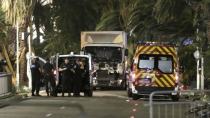 Δεκάδες οι νεκροί από το τρομοκρατικό χτύπημα στη Νίκαια της Γαλλίας