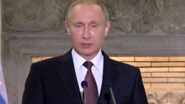 Πούτιν: Προοδεύουν οι ρωσοελληνικές σχέσεις παρά τις αρνητικές επιδράσεις