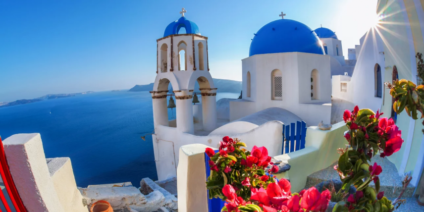 Παγκόσμια πρωτιά για την Ελλάδα στις «καρδιές» των Βρετανών τουριστών
