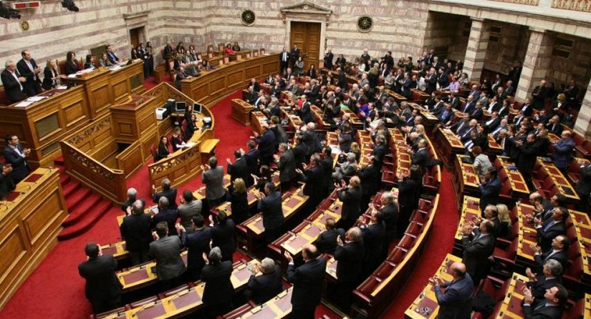 Μικρασιατική Καταστροφή: Η Βουλή τίμησε την ημέρα μνήμης Γενοκτονίας των Ελλήνων της Μικράς Ασίας