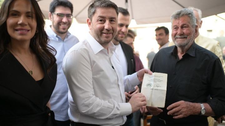 Ηράκλειο: Επαφές Νίκου Ανδρουλάκη στην ενδοχώρα προτάσσοντας τα ζητήματα του αγροτικού τομέα