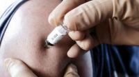 Εποχική γρίπη: Ποιοι πρέπει να εμβολιαστούν φέτος – Η ειδικός εξηγεί