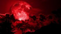 Ματωμένο Φεγγάρι Βροχή Μετεωριτών,Έκλειψη Σελήνης συμπληρώνουν τα εντυπωσιακά αστρονομικά φαινόμενα.