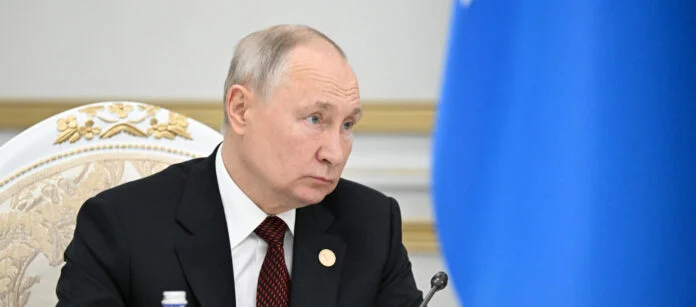 Βλ. Πούτιν: Το «μήνυμα» στην Ελλάδα κατά την συνάντησή του με τη νέα πρέσβη στη Ρωσία